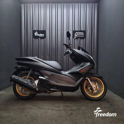 HONDA PCX 
